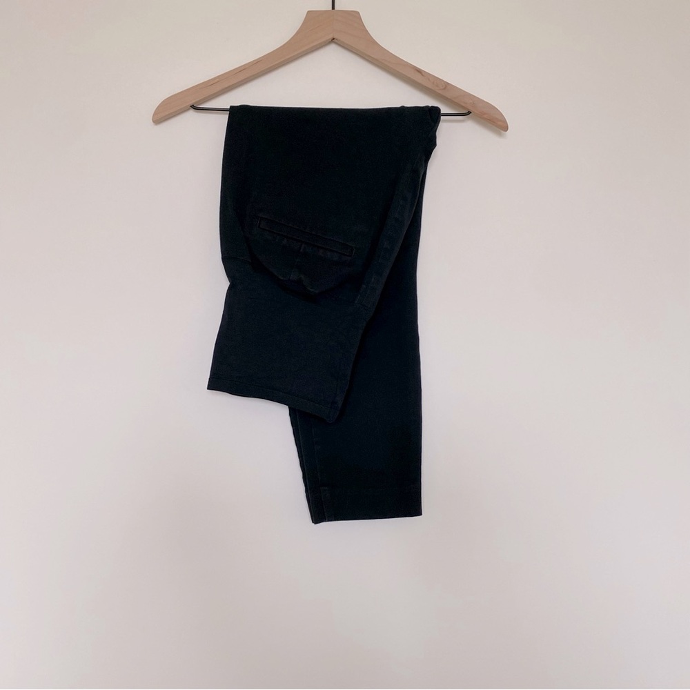 Maternity black skinny ankle pants- Gap